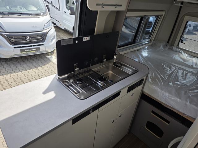Etrusco Campervan Fiat 24 CV540DB | Complete Selection 140 PS Schlafdach Schwarz Sofort verfügbar! 