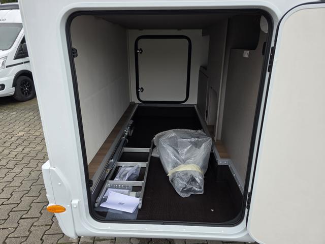 Etrusco V-Model MJ25 V6.8SCF 165 PS AT 