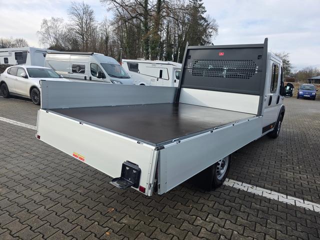 Fiat Ducato Maxi 35 L5 Pritsche 140 M-Jet Doppelkabine | Serie 2 7 Sitze 