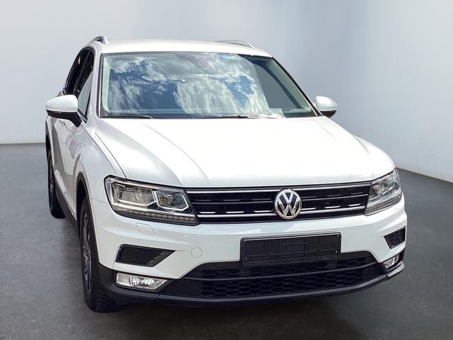 Volkswagen / Tiguan / Weiß / / / 