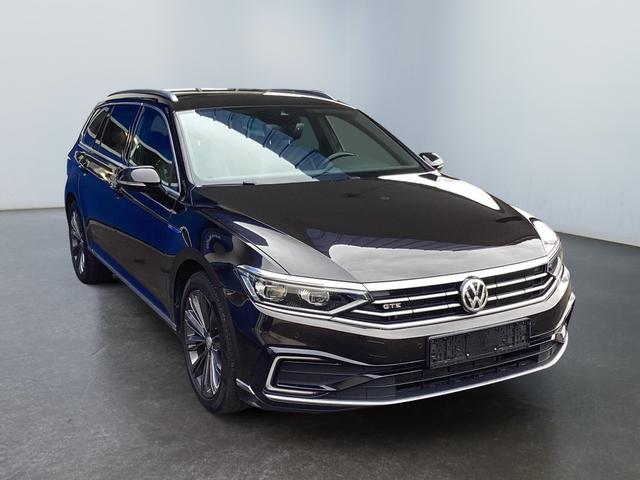 Volkswagen / Passat Variant / Braun / / / 