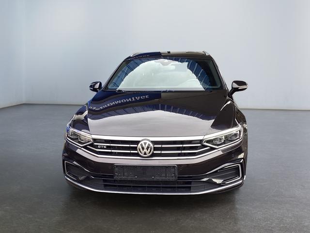 Volkswagen / Passat Variant / Braun / / / 