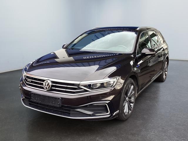 Volkswagen / Passat Variant / Braun / / / 