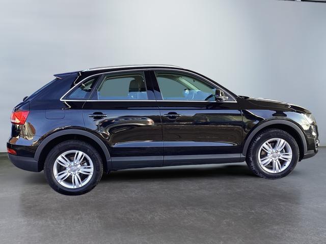 Audi / Q3 / Schwarz / / / Q3 1.4 TFSI
