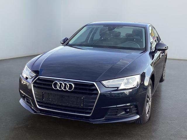 Audi / A4 Limousine / / / / 