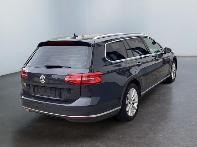 Volkswagen / Passat Variant / Grau / / / Passat Variant 2.0 TDI BlueMotion Highline