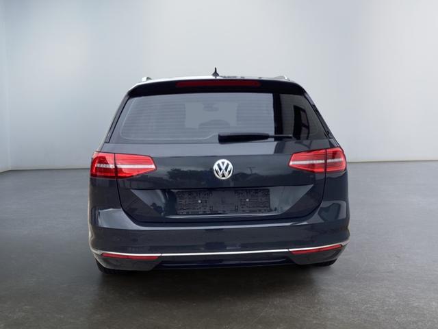 Volkswagen / Passat Variant / Grau / / / Passat Variant 2.0 TDI BlueMotion Highline