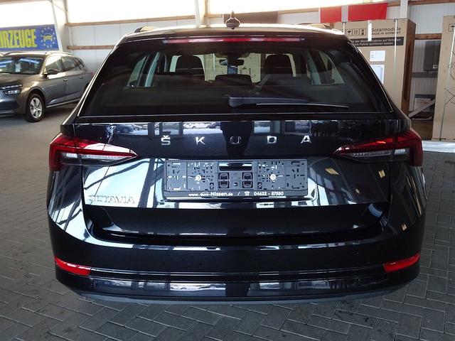 Skoda Octavia Combi 1,0 TSI Active AppConnect LED TEMPOMAT 