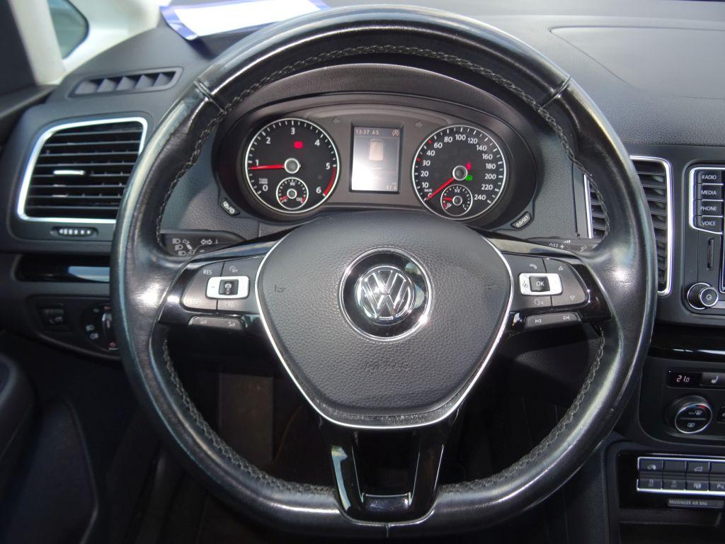Volkswagen Sharan 2.0 TDI DSG LEDER XENON LED 7 Sitze - günstig