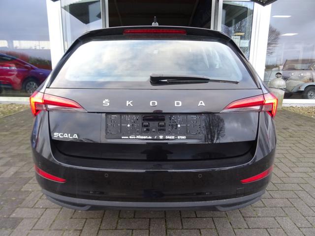 Skoda Scala 1,0 TSI DSG7 Ambition AppConnect ALU LED PDC 