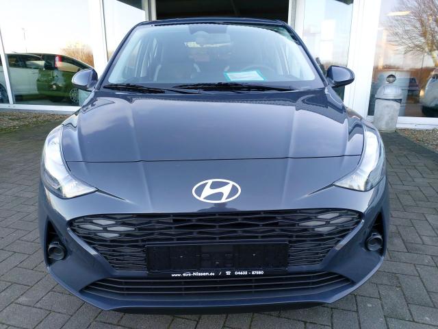 Hyundai i10 1,0 Automatik Advanced Kamera Klimaautomatik Sitzheizung 