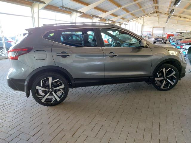 Nissan Qashqai 1,2 DIG-T Tekna AHK LED NAVI PANO KAMERA360° 