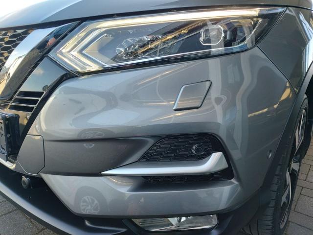 Nissan Qashqai 1,2 DIG-T Tekna AHK LED NAVI PANO KAMERA360° 