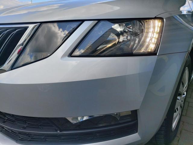 Skoda Octavia 1,0 TSI DSG7 Ambition ALU APPConnect Klimaautomatik 