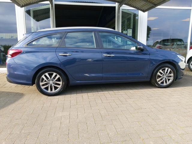 Hyundai i30 Kombi 1.0 T-GDI Style KAMERA NAVI TOT-WINKEL-ASSIST 