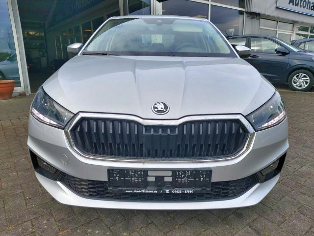 Skoda Fabia 1,0 TSI DSG7 Selection LED PDC SITZHEIZUNG 