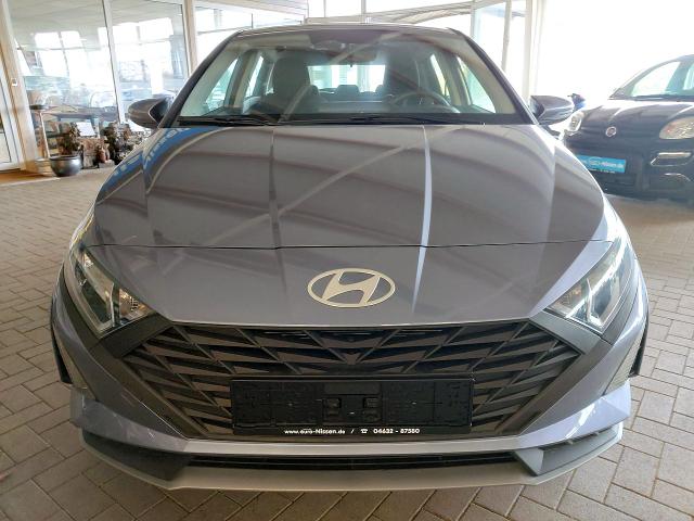 Hyundai i20 1,2i Comfort Kamera Klima Navi PDC 