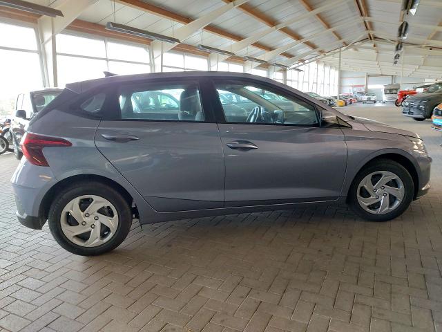 Hyundai i20 1,2i Comfort Kamera Klima Navi PDC 