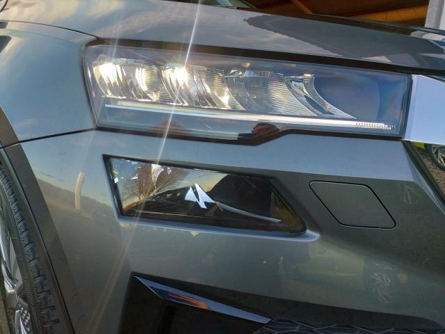 Skoda Karoq 1,0 TSI Ambition LED PDC TEMPOMAT WINTERPAK 