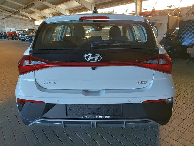 Hyundai i20 1,2i Select ALU Kamera Navi PDC Sitzheizung 