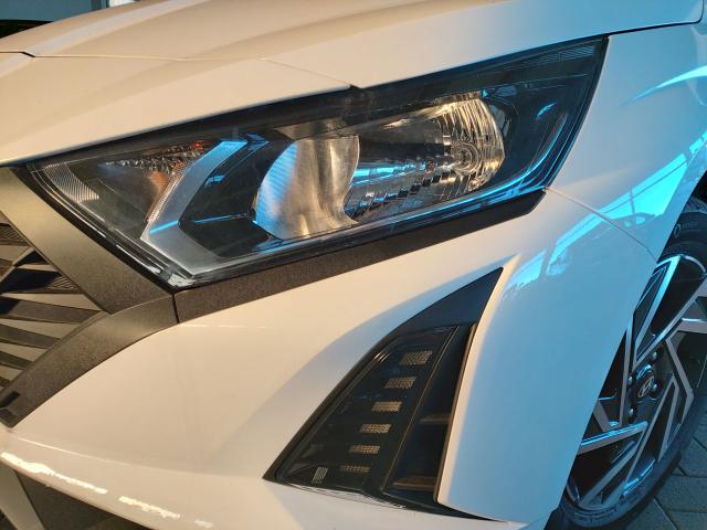 Hyundai i20 1,2i Select ALU Kamera Navi PDC Sitzheizung 