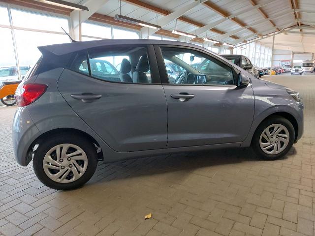 Hyundai i10 1,0 Select 5-Gang KAMERA NAVI NEBELS PDC 