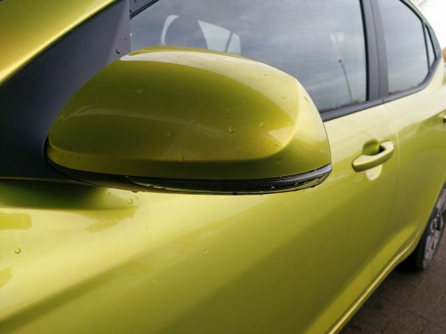 Hyundai i10 1,0 Automatik Style ALU Kamera Klimaautomatik Sitzheizung 