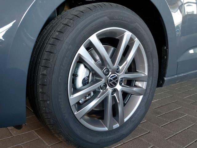 Volkswagen TOURAN 1,5 TSI DSG7 Comfortline 7-Sitzer ACC EasyOpen Winterpaket 