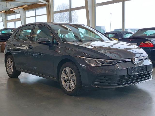 Volkswagen Golf VIII 1,5 TSI Life ACC LED MIRRORLINK PDC 