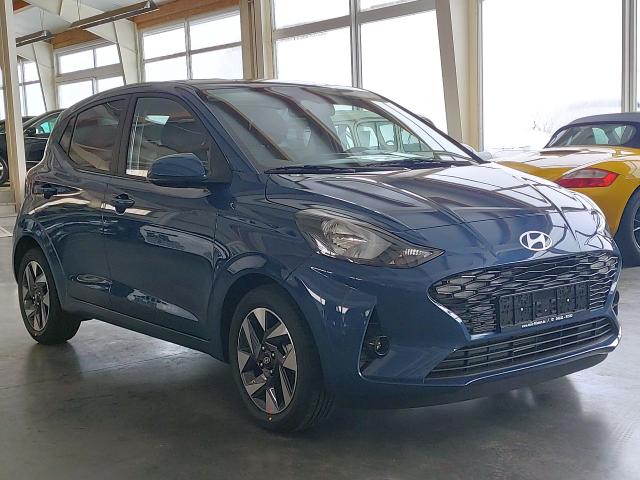 Hyundai i10 1,2 Automatik Premium ALU Kamera Klimaautomatik Sitzheizung 