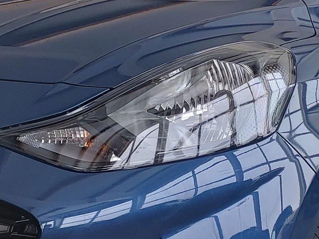 Hyundai i10 1,2 Automatik Premium ALU Kamera Klimaautomatik Sitzheizung 