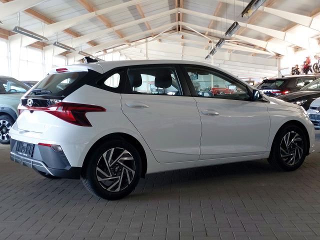 Hyundai i20 1,2i Select ALU Kamera Navi PDC Sitzheizung 