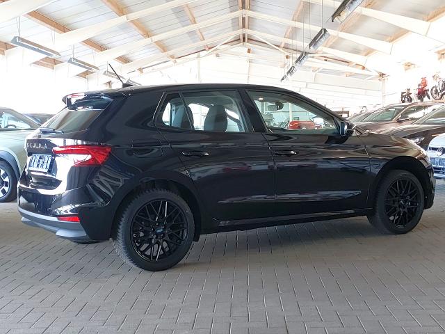 Skoda Fabia 1,0 TSI DSG7 Selection ALU17 LED PDC SITZHEIZUNG 