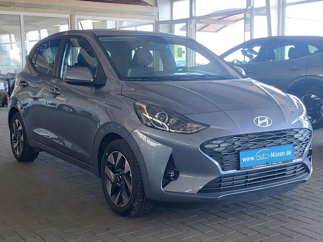Hyundai i10 1,0 Trend ALU15 KAMERA KLIMA NAVI PDC 