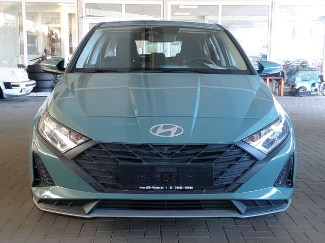 Hyundai i20 1,2i Select Alu Klima Kamera NAVI PDC 