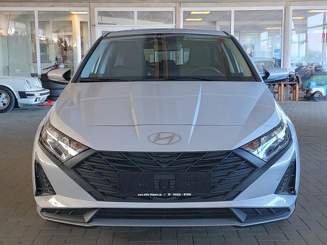 Hyundai i20 1,2i Select Alu Klima Kamera NAVI PDC 