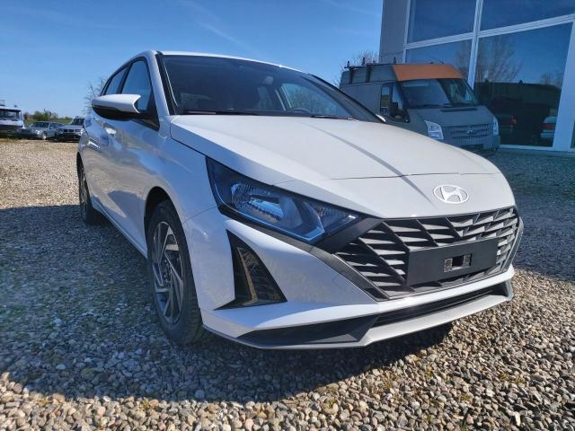 Hyundai i20 - 1,2i Select Alu Klima Kamera NAVI PDC
