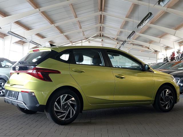 Hyundai i20 1,2i Select ALU Kamera Navi PDC Sitzheizung 
