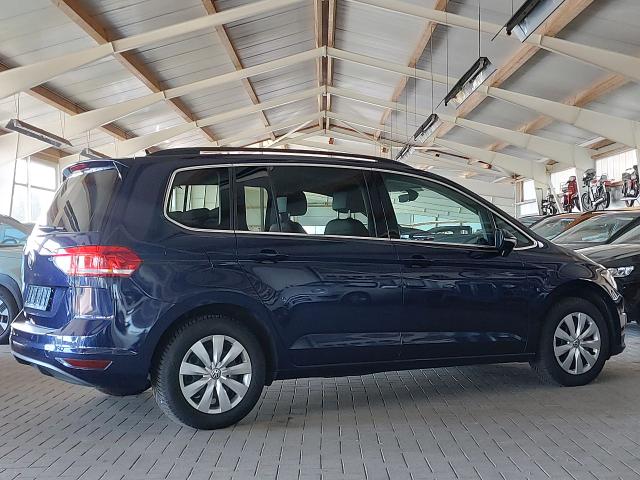 Volkswagen Touran 1,6 TDI Comfortline 7-Sitzer ACC AHK PDC WINTERPAKET 