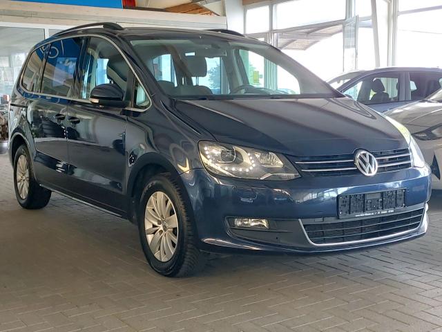 Volkswagen Sharan 2,0 TDI Automatik Comfort AHK PDC WINTERPAK XENON 