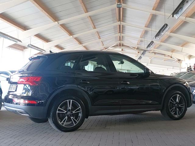 Audi Q5 40 TDI quattro Automatik AHK E-Sitze NAVI PDC 