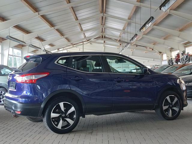 Nissan Qashqai 1,2 DIG-T Automatik N-Connecta AHK NAVI KAMERA360&deg; 