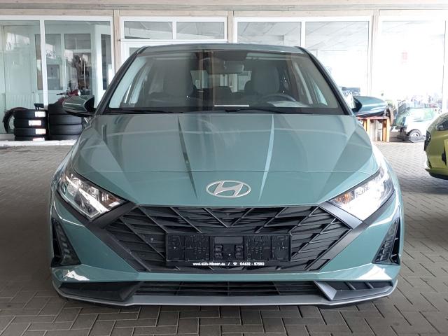 Hyundai i20 1,2i Select Alu Klima Kamera NAVI PDC 