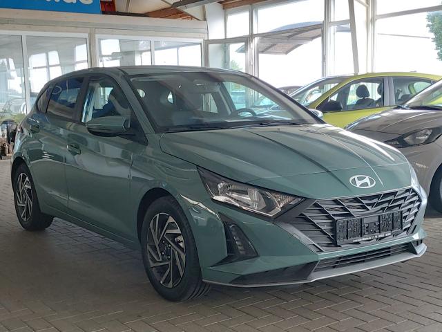 Hyundai i20 1,2i Select Alu Klima Kamera NAVI PDC 