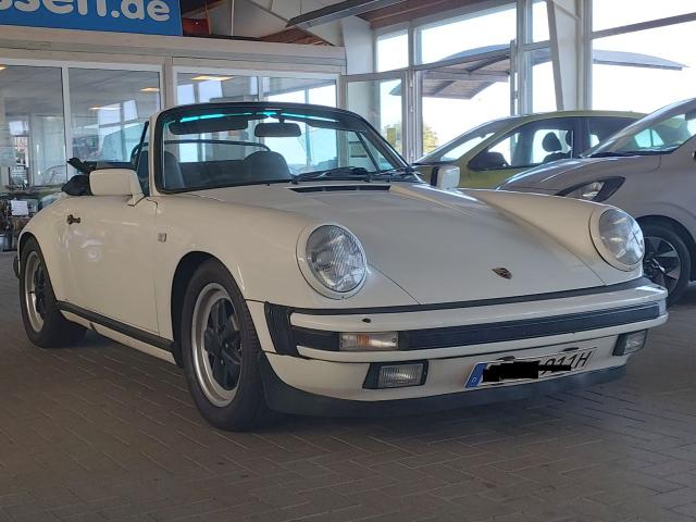 Porsche 911 Carrera 3,2 SC Cabrio 