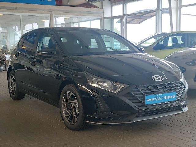 Hyundai i20 1,2i Select Alu Klima Kamera NAVI PDC 