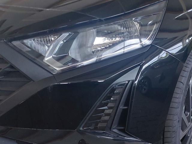 Hyundai i20 1,2i Select Alu Klima Kamera NAVI PDC 