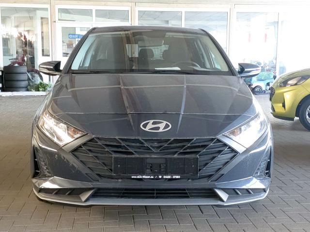 Hyundai i20 1,2i Select Alu Klima Kamera NAVI PDC 