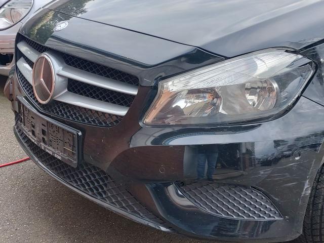 Mercedes-Benz A-Klasse A180 Automatik Unfallschaden 
