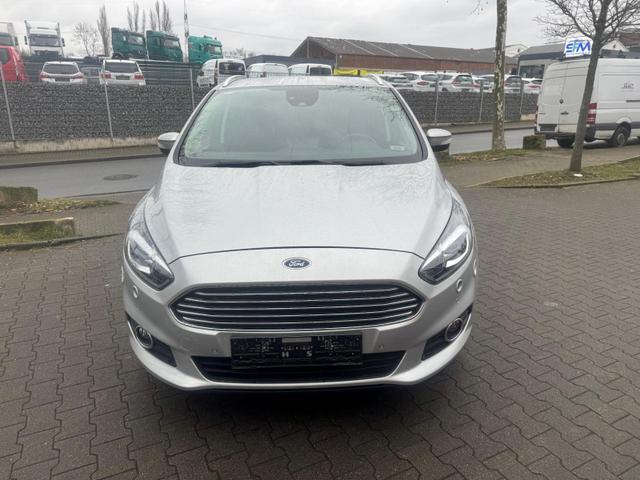 Ford S-MAX - 1 Jahr Garantie/ TÜV NEU /Kamera/NAVI/SHZ